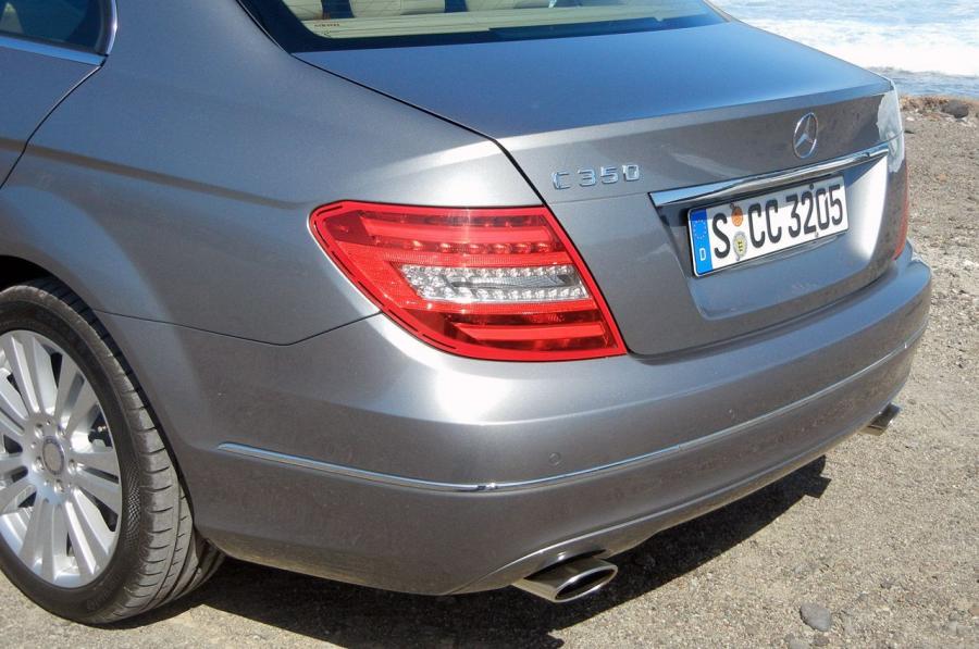 Mercedes-Benz C350 Sedan 2012 года  (фото 37 из 43)